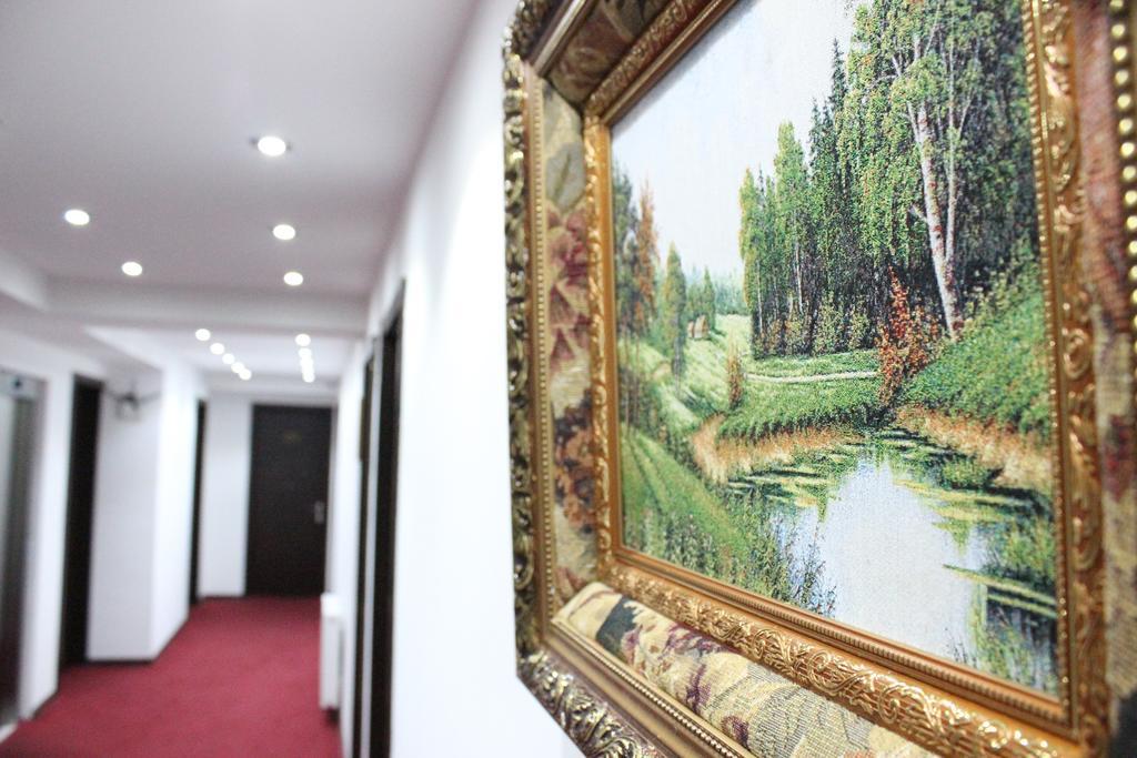 Hotel Grand Palace Tiflis Exterior foto